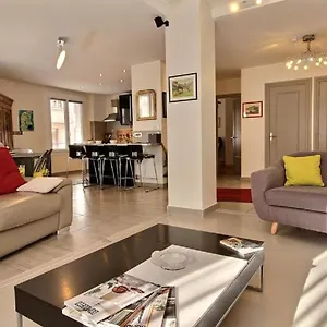 superbe-appartement-parc-tete-dor.hotels-rhonealpes.com/